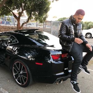 Meet your Posher, Warren